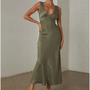 Peppermayo Loren Midi in Khaki